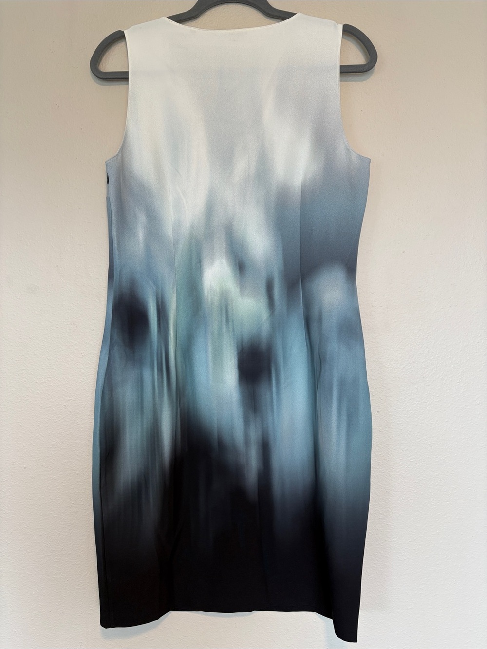 Elie Tahari Watercolor Sheath Dress Business Casual size 10 - Picture 2 of 9